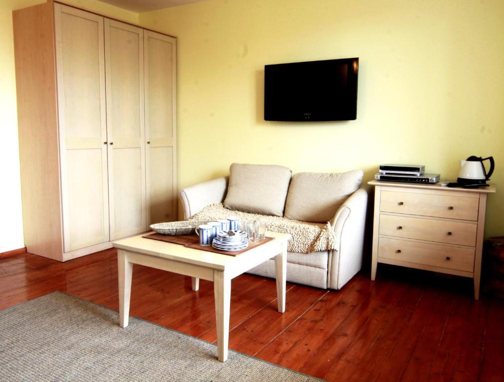 Guest House Vasara نيدا الغرفة الصورة