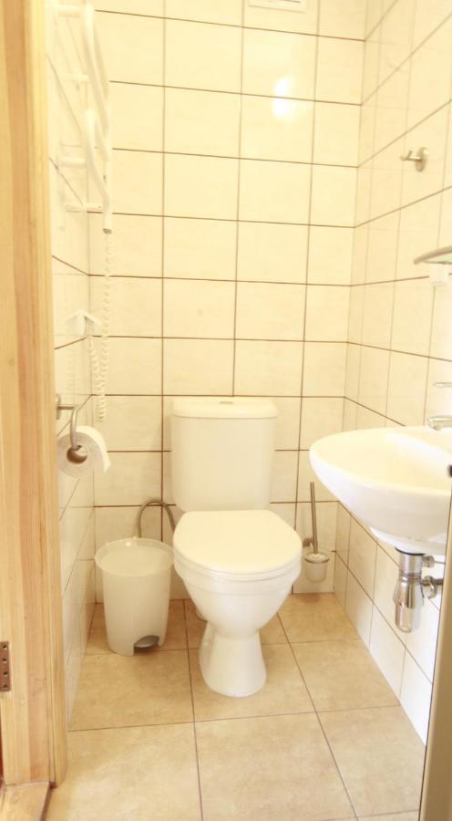 Guest House Vasara نيدا الغرفة الصورة